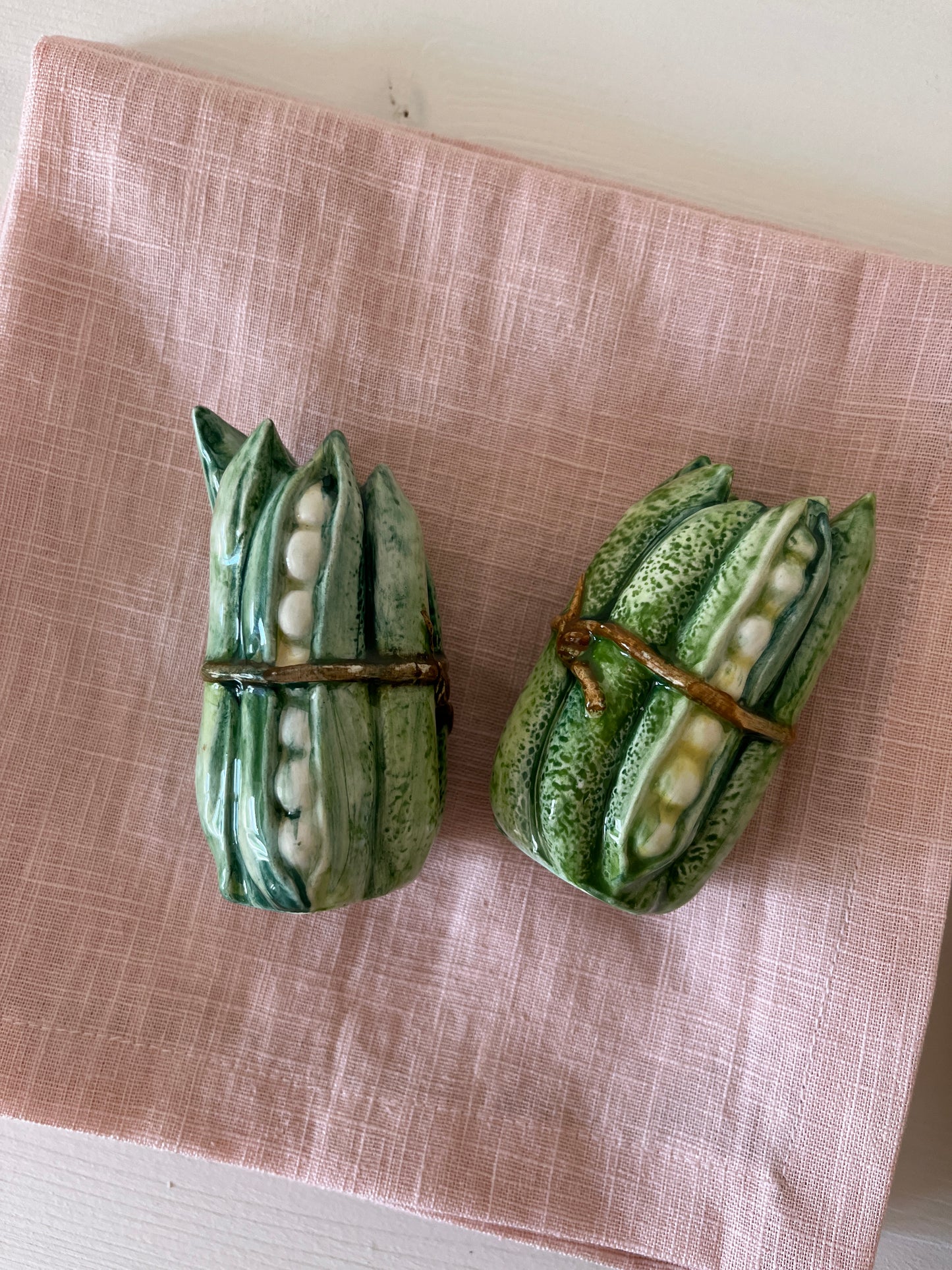 Pea Pod Salt and Pepper Shakers
