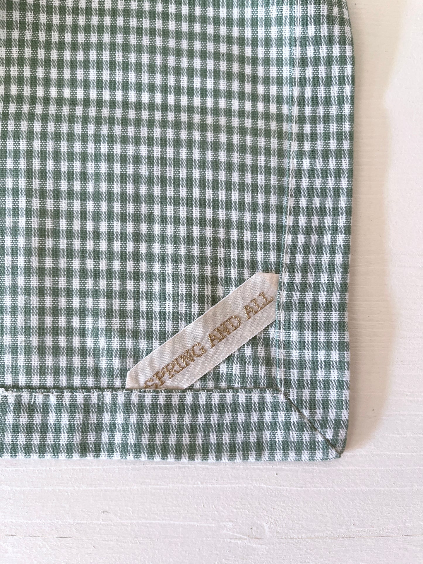 Set of Laurel Green and White Napkins