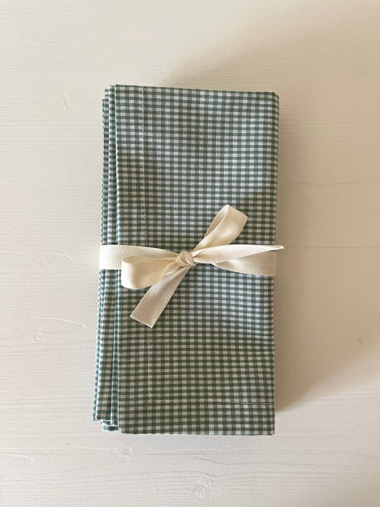 Set of Laurel Green and White Napkins